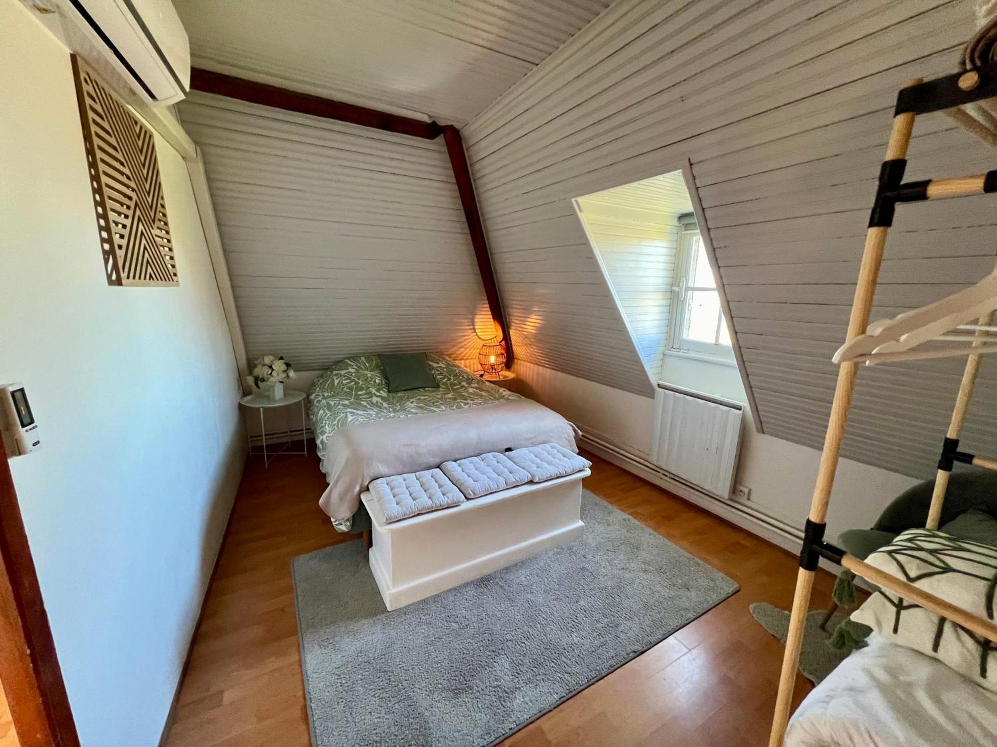 Spacieux Appartement Jardin, Bbq, Vue Sur Mer, Trouville Eksteriør billede